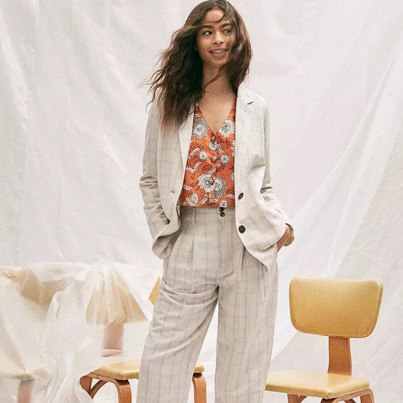 Linen blazer - Picture 5 of 10